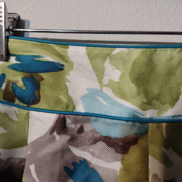 Talbots 10p silk skirt, lined, blue water colored print - Picture 2 of 7